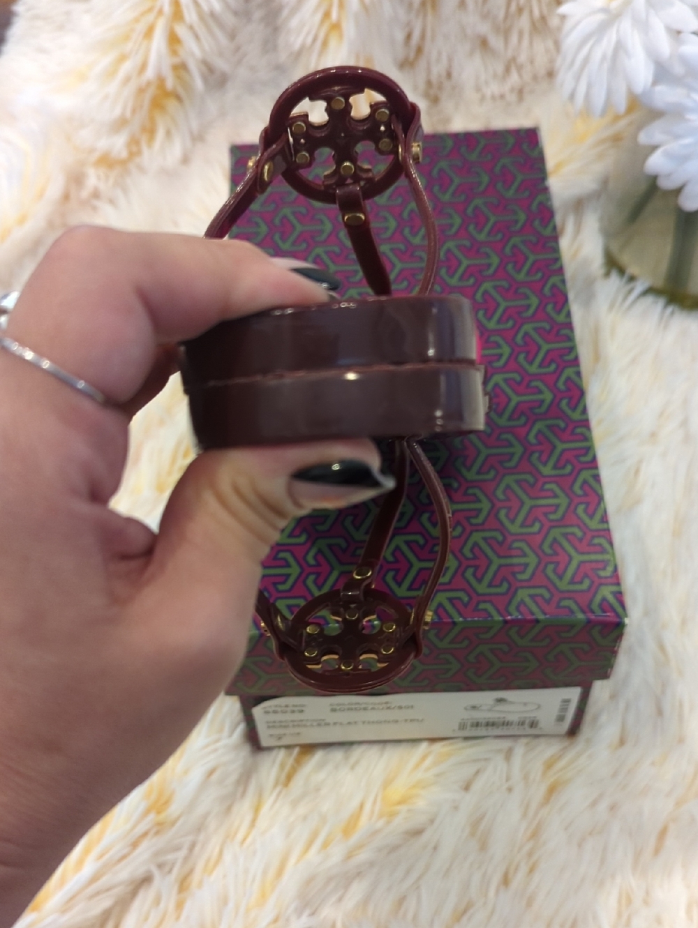 ❣️🩴Tory Burch  Mini Miller Jelly Thong Sandals In Bordeaux 🩴❣️ - Picture 7 of 10